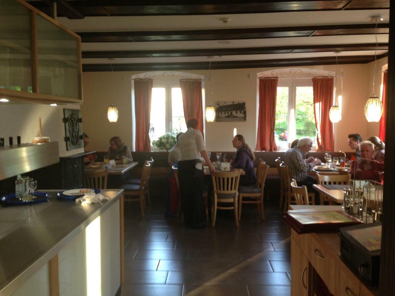 Hotel Krone Kressbronn Am Bodensee Ngoại thất bức ảnh